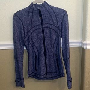 Lululemon size 4 Define Zip up